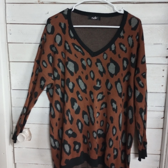 Yo Moko Women's Leopard Print Medium V-Neck High Low Hemline Sweater Oversized - Picture 6 of 12